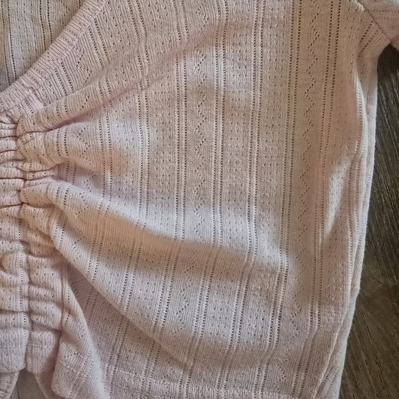 Pink Ruched V-Neck Crop Top - Picture 3 of 3